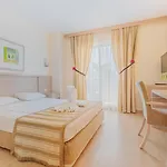 Sural (adults Only) Szálloda