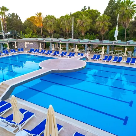 Rezort Sural (adults Only) Side