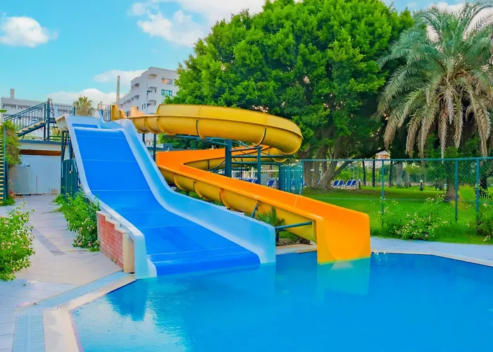 Sural (adults Only) Rezort Side